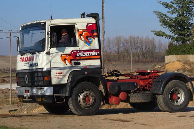 El Renault DR340 de Amador Miguélez, transportista leonés conocido como